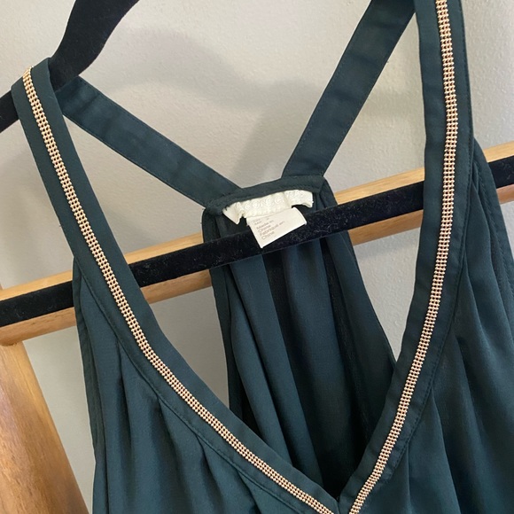 H&M Conscious Green Sleeveless Blouse with Gold Accent Trim Is | US Size 2 - Picture 3 of 8